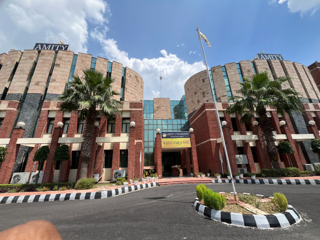 Amity University Greater Noida Academic photo 4